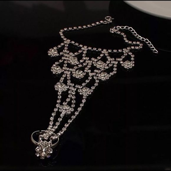 Restocked! PAIR! Bare Foot Chain Sandals - Picture 2 of 8